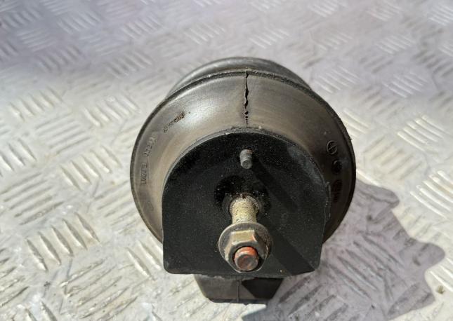 Подушка двигателя Nissan Fuga PY50 11220EG001