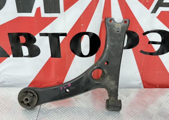 Рычаг передний левый Toyota Avensis T250 4806905070