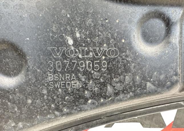 Капот Volvo S60 2 FS 