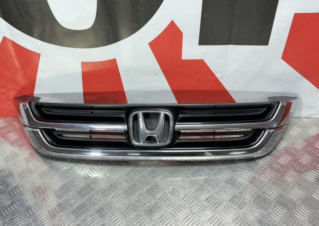 Решетка радиатора Honda CR-V 3 2010-2012 