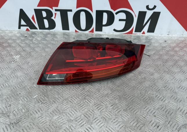 Фонарь задний правый Audi TT 8J 8J0945096C