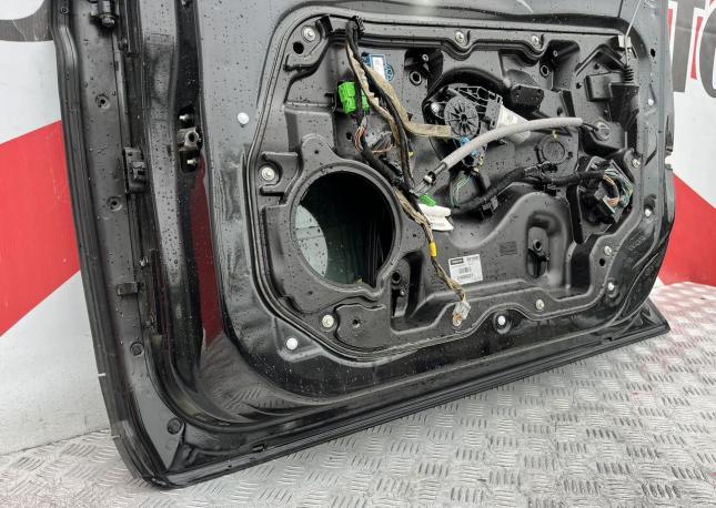 Дверь передняя правая Volvo XC60 1 