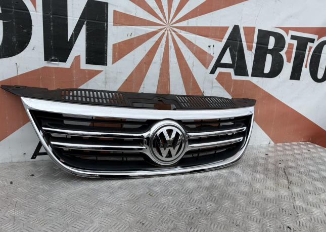 Решетка радиатора Volkswagen Tiguan 1 5N0853653A