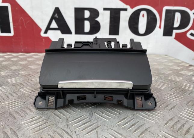 Пепельница прикуриватель Audi A4 B8 8K0857951