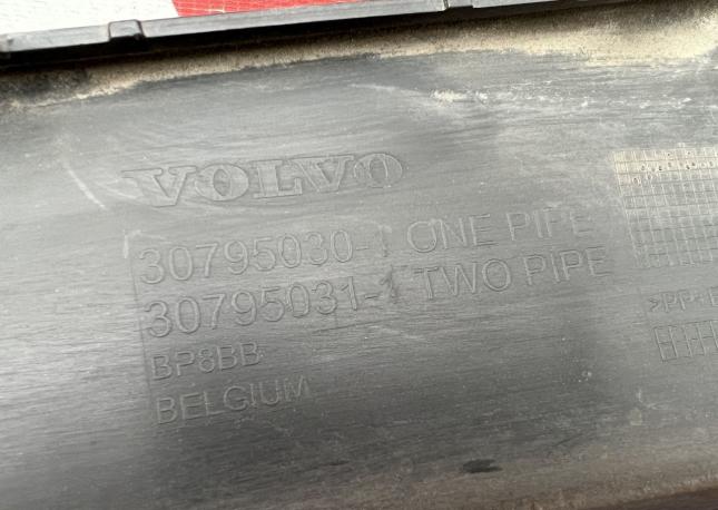 Накладка заднего бампера Volvo s60 