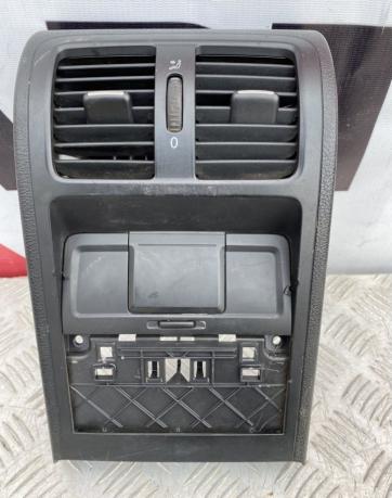 Дефлектор воздуховода задний Volkswagen Passat B6 3C0863615