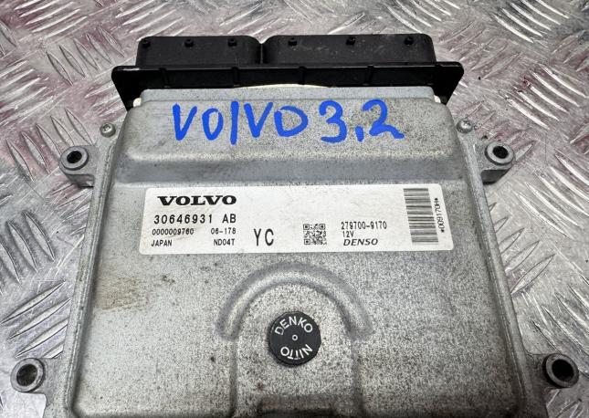 Блок управления двигателем Volvo XC90 3.2 30646931AB