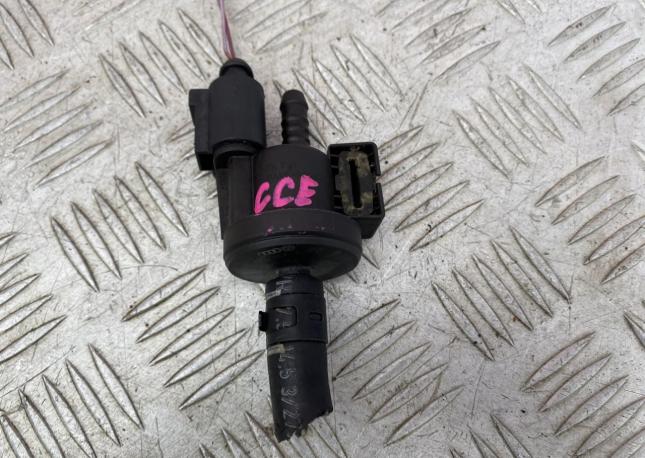 Клапан бака вентиляции Audi A6 C6 06E906517A