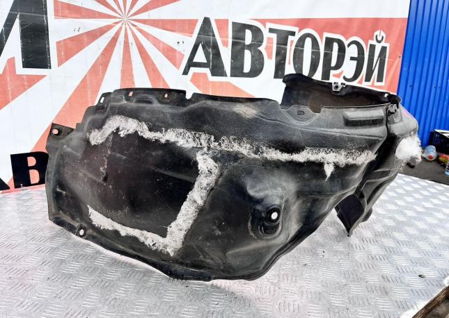 Подкрылок передний левый Toyota Camry 50 
