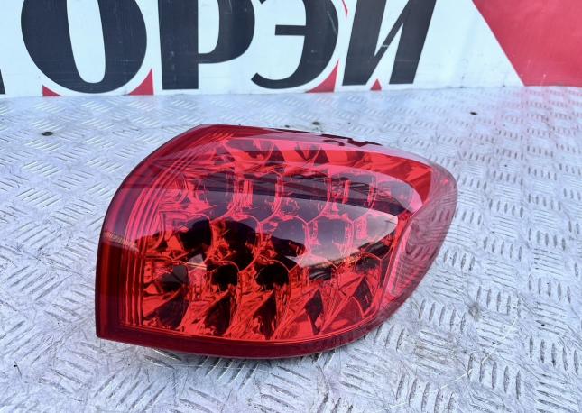 Фонарь задний правый Infiniti EX J50 