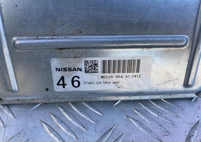 Блок управления Nissan Fuga Y50 Infiniti M35 MEC35954A17412