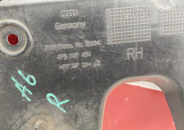 Кронштейн заднего бампера правый Audi A6 C6 4F5807454