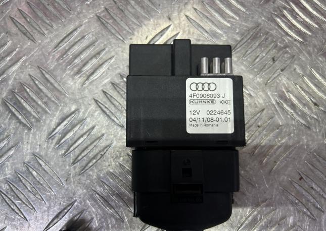 Блок управления бензонасосом Audi A6 C6 4F0906093J