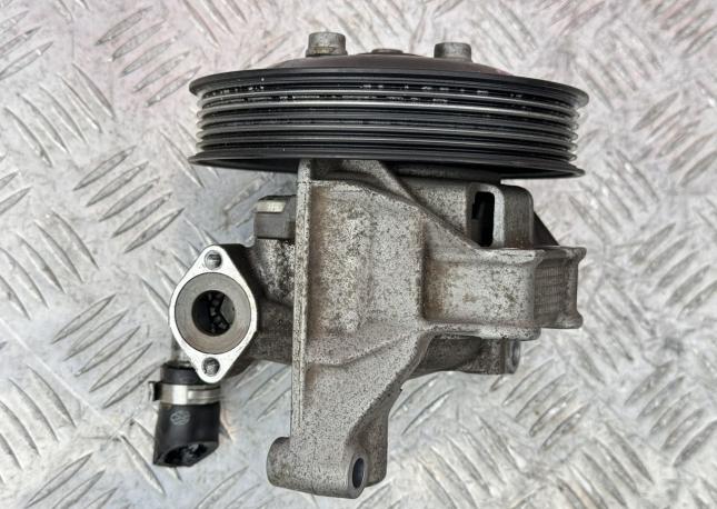 Насос гур Audi A4 B8 / A5 8T CAL 3.2 8K0145154A