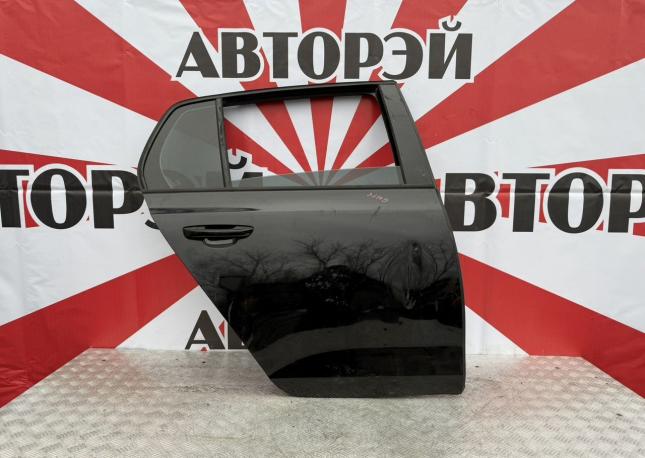 Дверь задняя правая с вмятиной Volkswagen Golf 6 