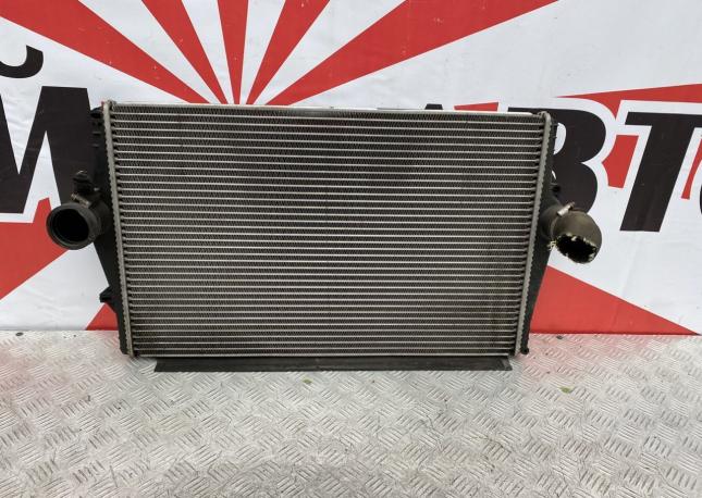 Радиатор интеркулер Volvo S60 XC70 8671694
