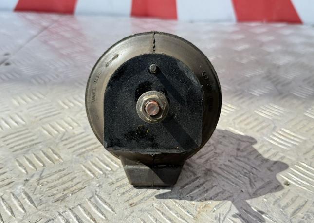Подушка двигателя Nissan Fuga PY50 11220EG001