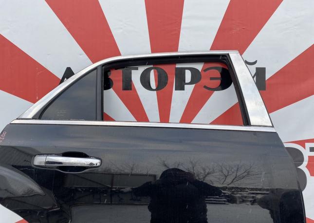 Дверь задняя правая Chrysler 300C 2011-2015 LD 
