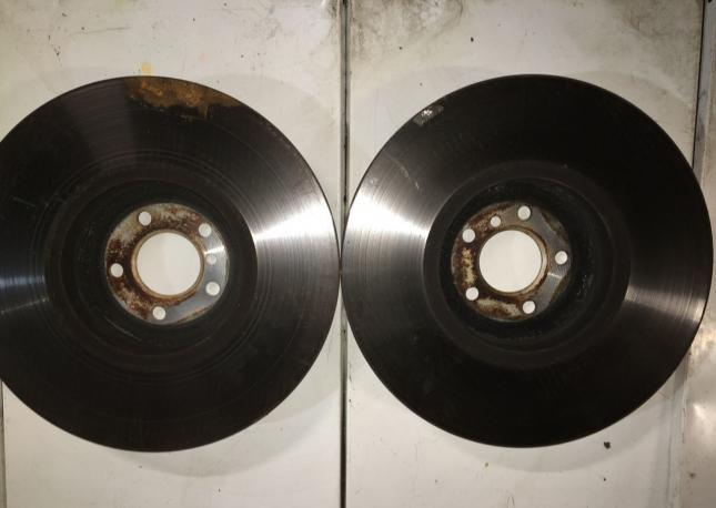 Тормозные диски винтелируемые на BMW F03 F03LCI 34116786632
