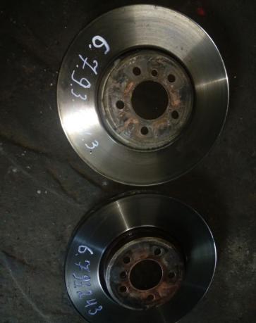 Передние тормозные диски на BMW X5 X6 