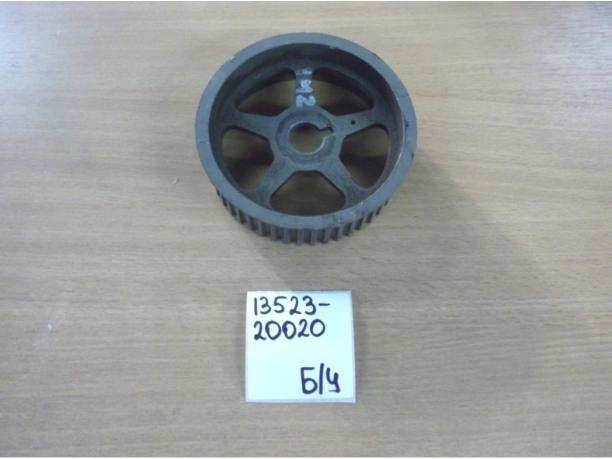 Шестерня распредвала Б/У 1352320020 1352320020