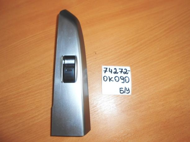 Накладка кнопки стеклоподъёмника RR Lh Б/У 742720K090 742720K090