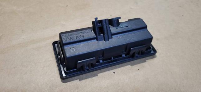 Ручка двери багажника наружная Skoda Octavia A7  3V0827566