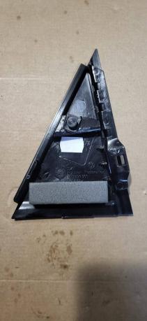 Накладка двери задней левой Volkswagen Polo 6RU839901
