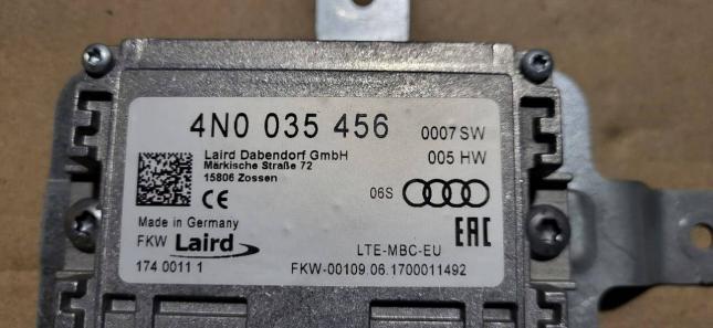 Антенный усилитель Skoda Octavia A7  4N0035456