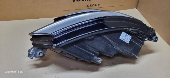 Фара правая Skoda Kodiaq 566941016H 566941016H