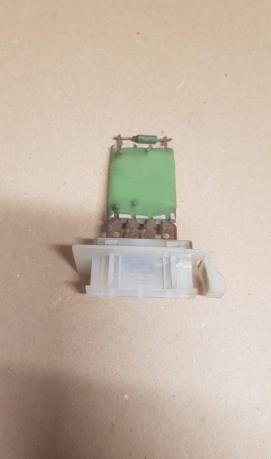 Резистор печки skoda octavia A5 1K0959263A 1K0959263A