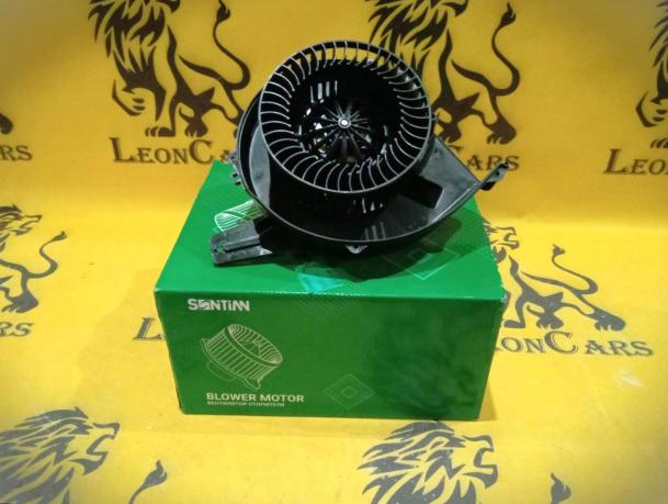 Вентилятор отопителя Skoda Rapid 2012-2020 6R1819015A