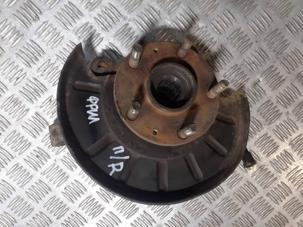 Кулак передний правый Land-Rover Freelander 1 RUB101502