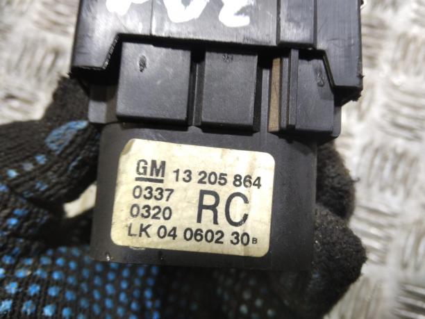 Переключатель света фар Opel Zafira B 13205864