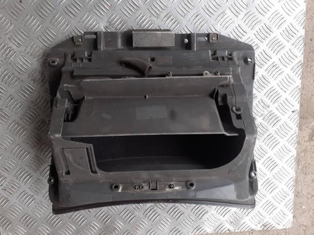 Бардачок Volvo V60 30755214