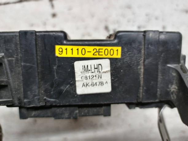 Блок предохранителей Hyundai Tucson 911102E001