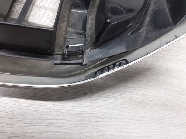 Решетка радиатора Suzuki SX4 7211060R00BVW