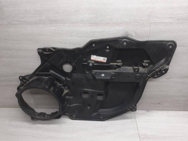 Панель двери передней правой Mazda CX 7 EG525897X