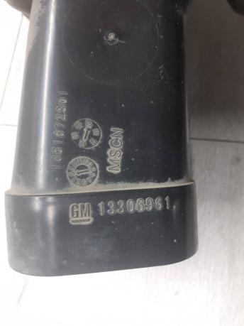 Патрубок воздушного фильтра Chevrolet / Opel 13306961