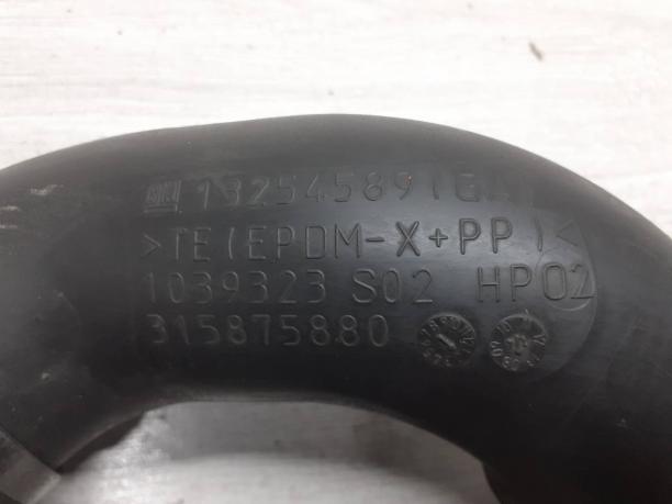 Патрубок воздушного фильтра Opel Astra J 13254589