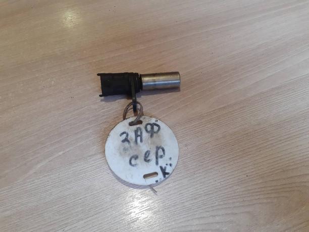 Датчик положения коленвала Opel 1238938