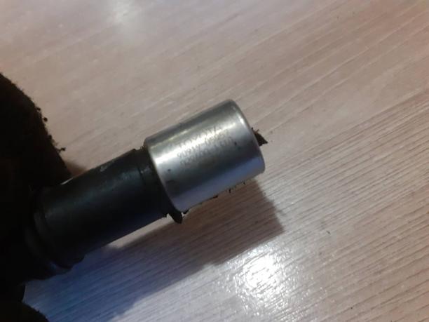 Датчик положения коленвала Lexus / Toyota 9091905057