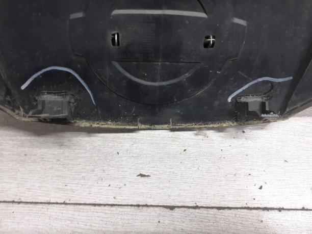 Решетка радиатора Nissan Note E11 62310-9U000