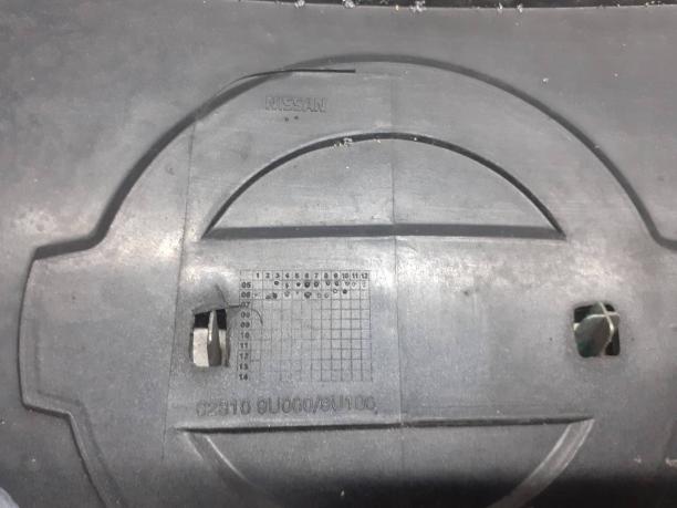 Решетка радиатора Nissan Note E11 62310-9U000