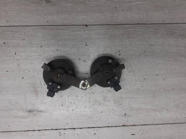 Сигнал звуковой (клаксон) Geely Emgrand EC7 1067001092