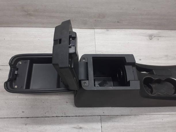 Консоль центральная Geely Emgrand EC7 106802273300669
