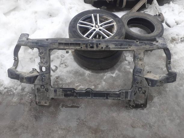 Панель передняя (телевизор) Hyundai Starex H1 641014H000
