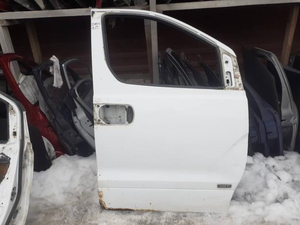 Дверь передняя правая Hyundai Starex H1 760044H000
