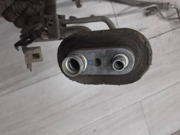 Трубка кондиционера Honda Civic 5D 8 80320SMGE01
