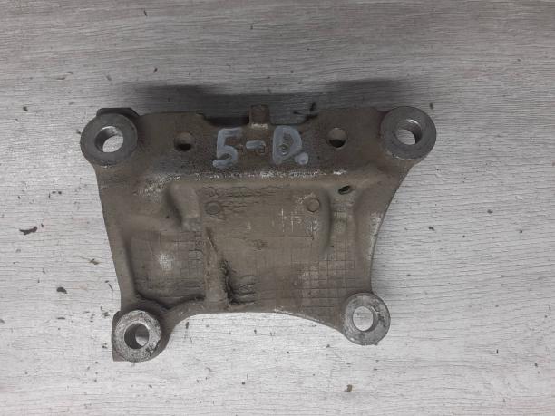 Кронштейн двигателя задний Honda 50690SNAA00